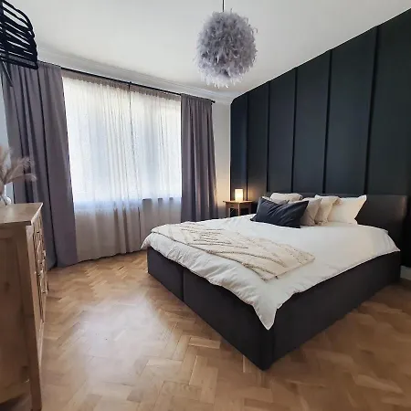 Bema 6 Cinema Apartament *
